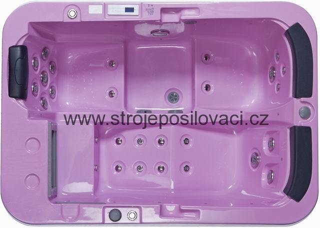 Hydromasažní vířivý bazén pro 3 osoby. 1 ležící a 2 sedící
