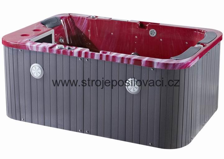 Hydromasažní vířivý bazén pro 3 osoby. 1 ležící a 2 sedící